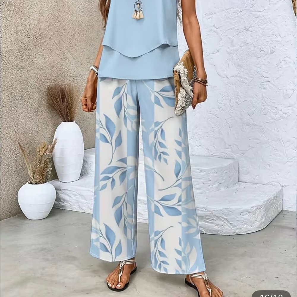 Floral Blue and Cream Women's Pants